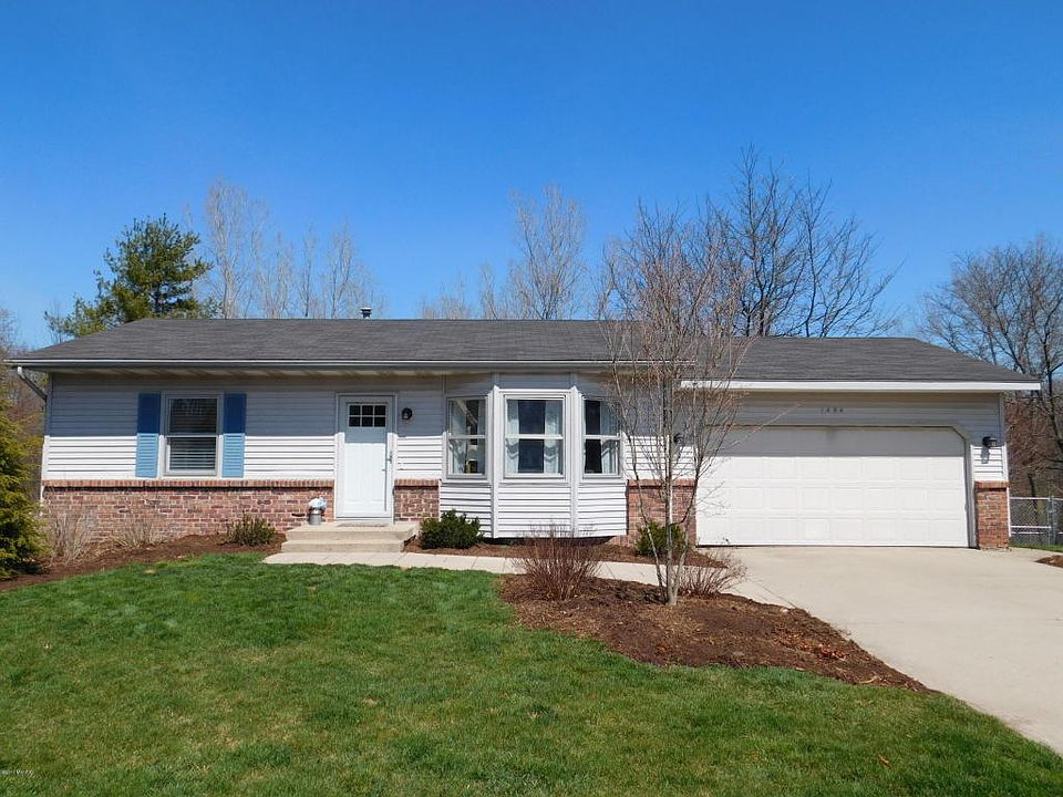 1st image of 1494 Beckwith Ave NE