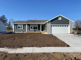 835 N 26th St, Beatrice, NE 68310