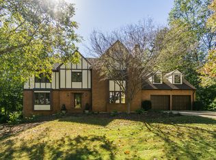 3335 Trails End Rd NE, Roswell, GA 30075