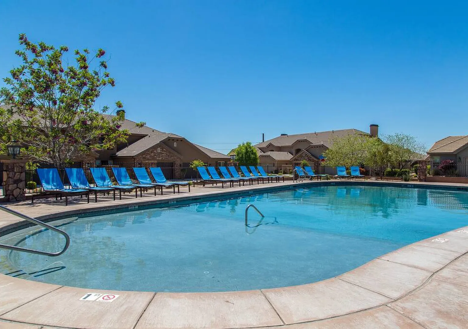 Southern Cactus Home w/ Pools and Spas — Photo 2
