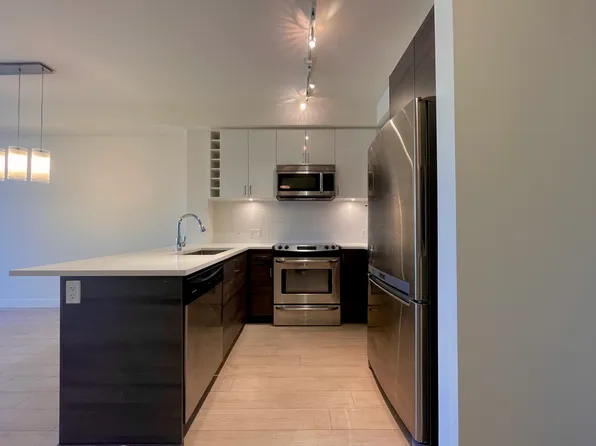 13919 Fraser Hwy, Surrey, BC