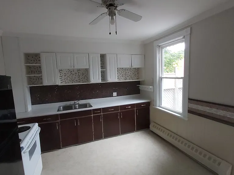 6303 Chebucto Rd — Photo 3