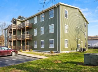 3230 E John Hinkle Pl #3, Bloomington, IN