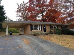 708 Spring St, Hurt, VA 24563