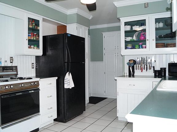3rd image of 1717 Ira Ave NW
