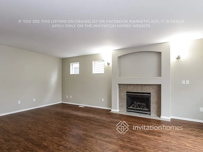 18133 96th Ave E — Photo 2