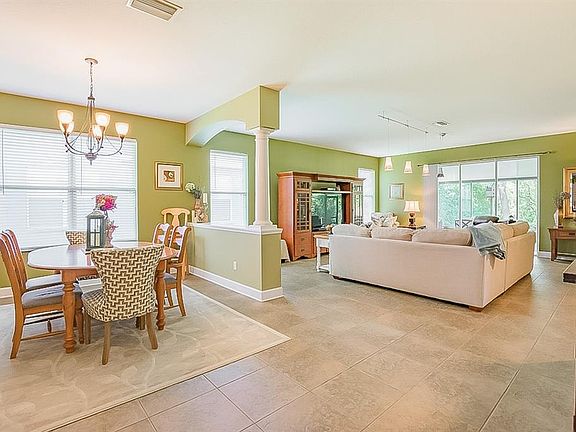 4th image of 7819 Grasmere Dr