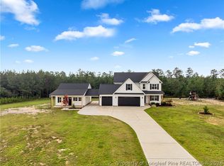 1850 Shady Grove Rd, Spring Lake, NC 28390