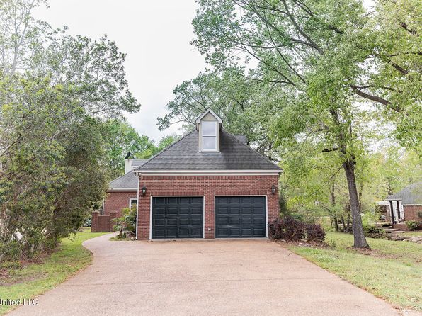 109 Camden Ct, Madison, MS 39110