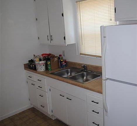 5th image of 2623 Fairmont Ave
