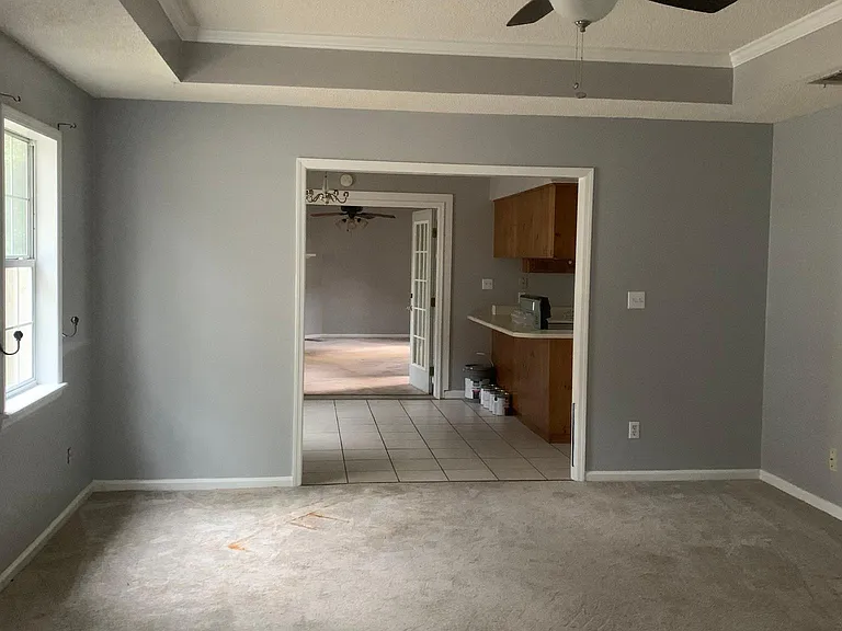 127 Blue Pool Dr — Photo 4