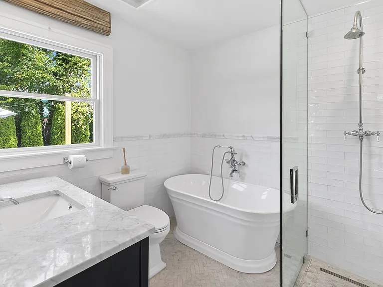 78 Dayton Ln — Photo 8