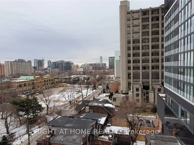 251 Jarvis St #818 — Photo 7