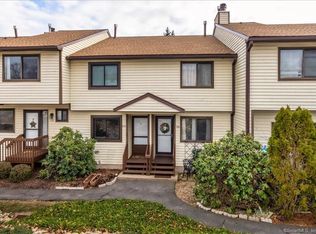 536 Cypress Rd UNIT 536, Newington, CT 06111