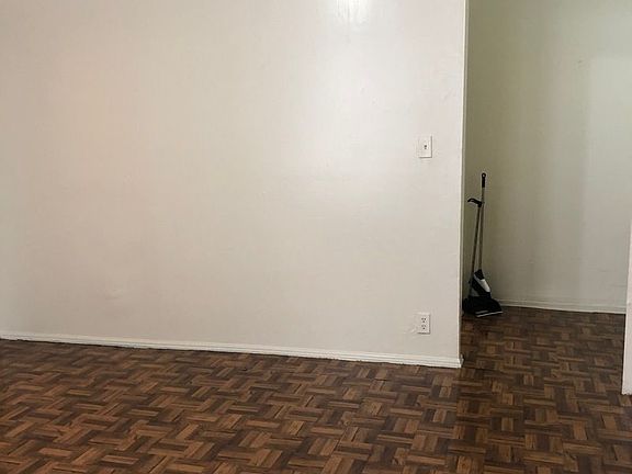 3rd image of 1020 President St #E2