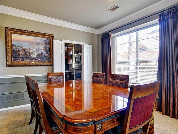 5th image of 1110 Longford Cir