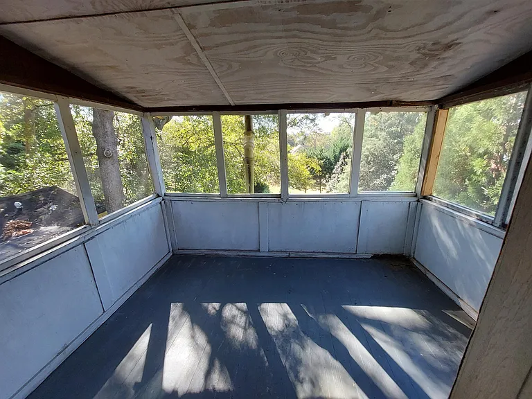 547 Atlanta Ave SE #4 — Photo 4