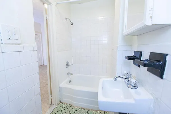 Rented by Voro NYC | media 21