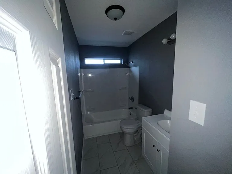 3303 Toledo Dr #D — Photo 9