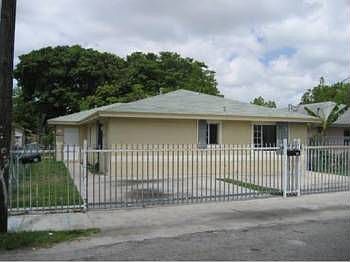 1st image of 7526 NE 1st Ct