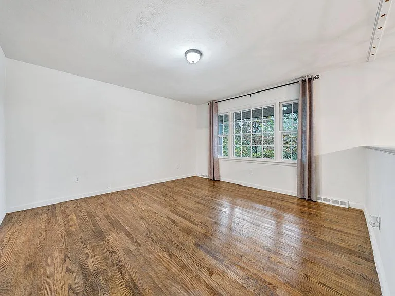 3777 Tomley Dr — Photo 9