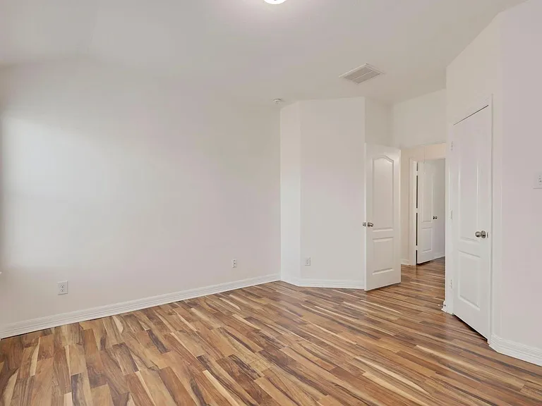 2110 Mateo Park Dr — Photo 27