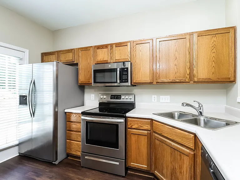 2619 Rozzelles Landing Dr — Photo 10