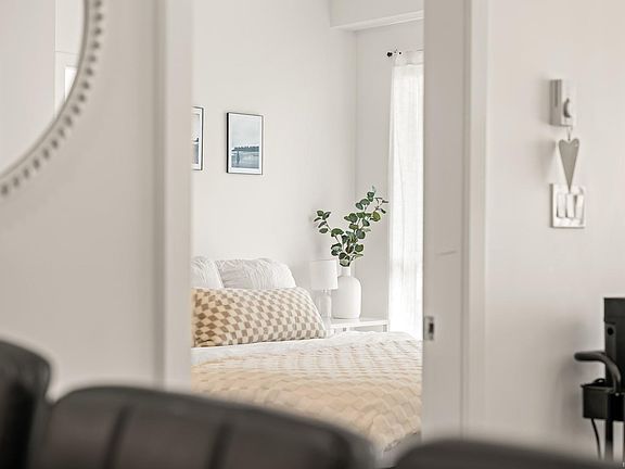 3rd image of 3070 Kilpatrick Ave #308