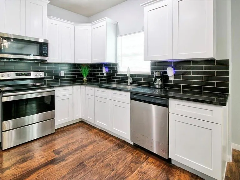 3510 Oleander Ave — Photo 11