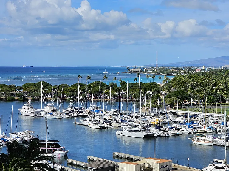 1684 Ala Moana Blvd #1052 — Photo 28
