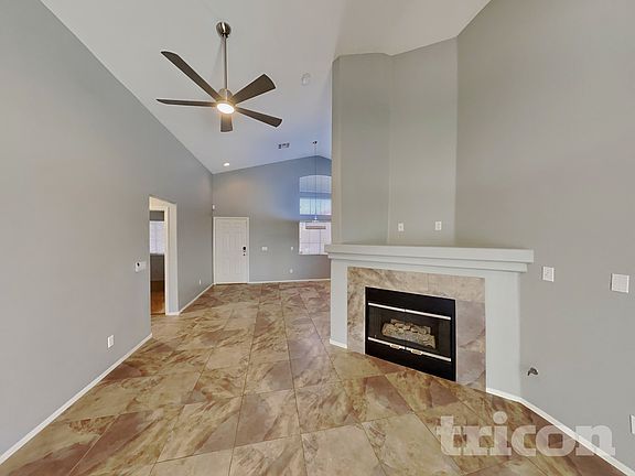 2nd image of 2030 Maui Surf Ave
