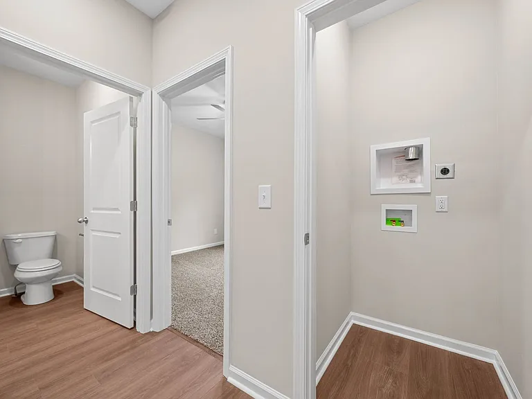 329 Cedar Ct — Photo 49