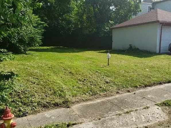 118 Patterson Ave, Cincinnati, OH 45215