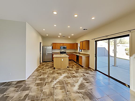 5th image of 17318 W Acapulco Ln