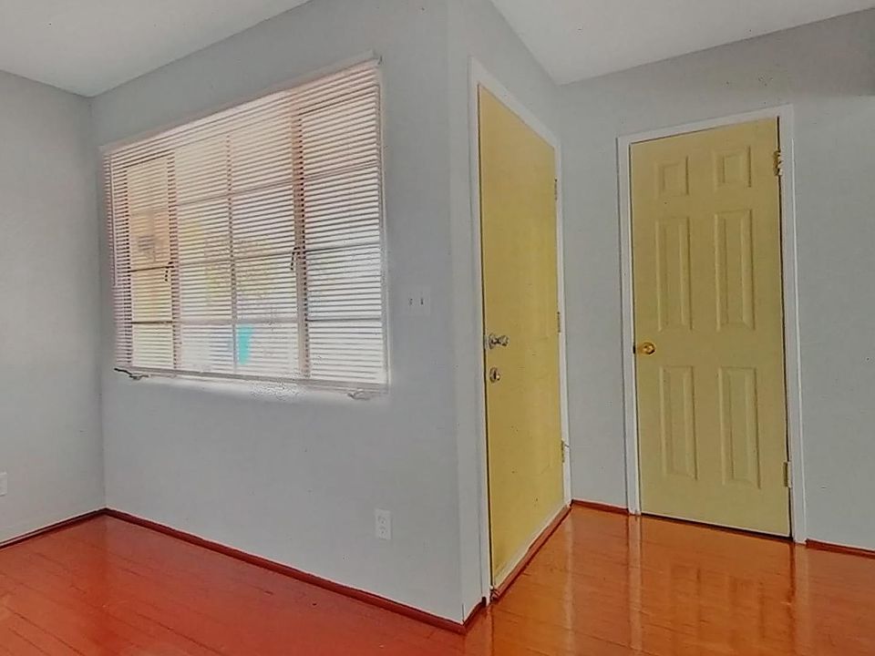 1st image of 221 E Fredricks St #221