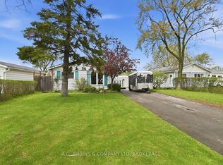 29 Lanark Cres, Saint Catharines, ON L2M 6E1