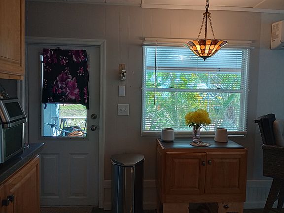 3rd image of 1100 Curlew Rd #50