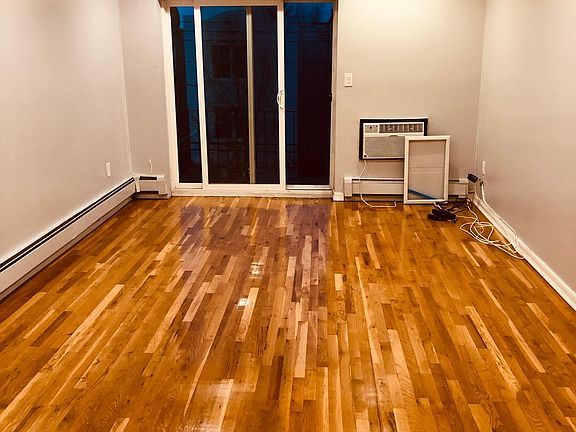 2nd image of 1027 E 225th St #2