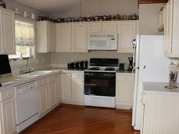 5th image of 109 S Warren Ave