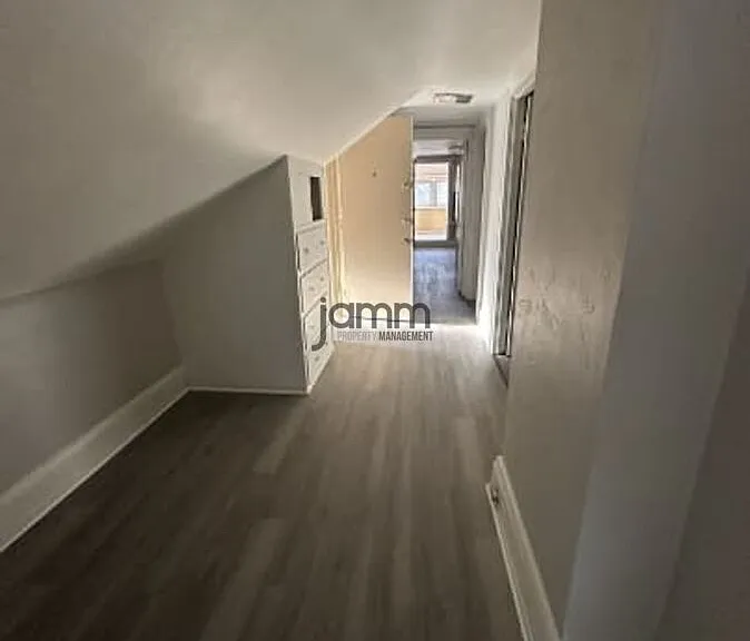14724 Clifton Blvd #LOFT — Photo 6