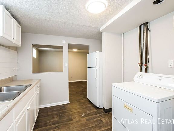 5th image of 4032 N Kalamath St