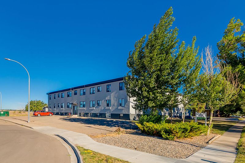 Lethbridge Apartment for rent - 3 Bedrooms — photo 8