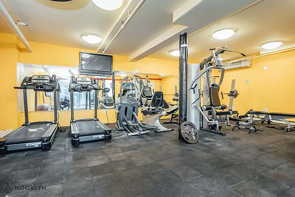 Rented by Nooklyn NYC LLC | media 34