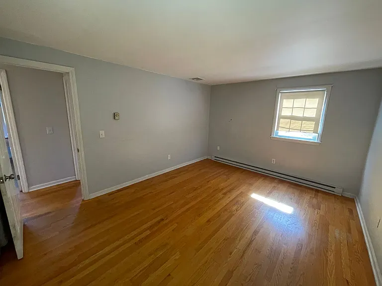 85 Brentwood Dr — Photo 17