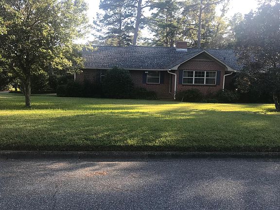 5th image of 1135 Sarasota Dr