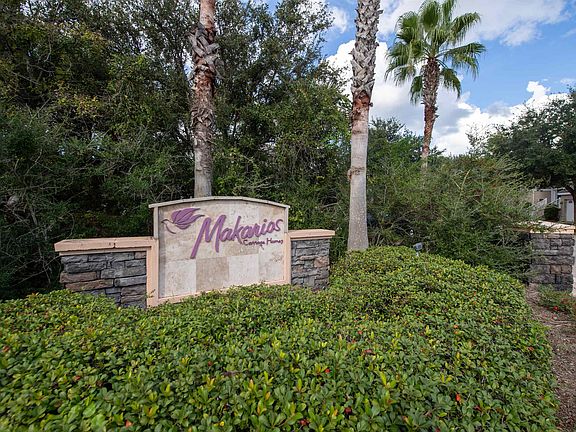 3rd image of 1602 Makarios Dr