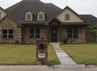 2100 Buck Ct, Caddo Mills, TX 75135