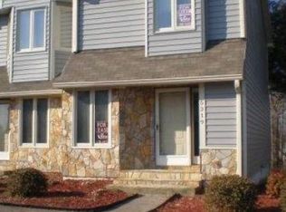 5319 Summit Heights Dr, Winston Salem, NC 27104