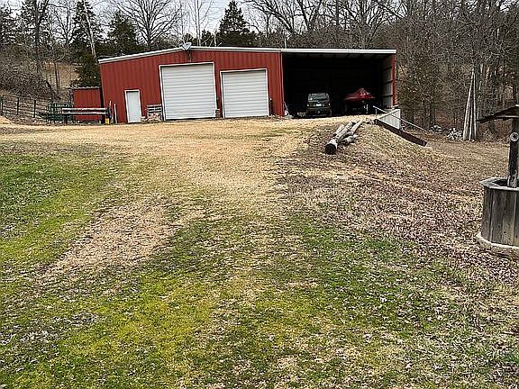 3rd image of 72 County Road 645
