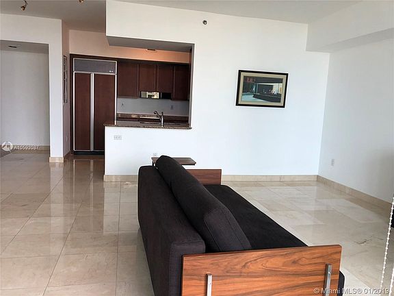 4th image of 1000 S Pointe Dr APT 1006